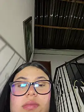 Snapshot of alissonfernandez_ chatting on 07-05-26, 12:39 alissonfernandez online show from 07-05-26, 12:39