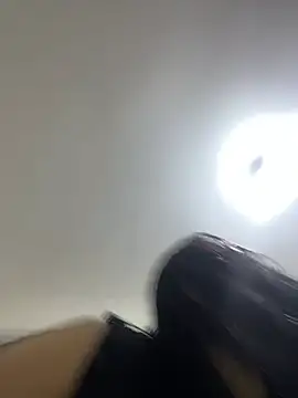 Snapshot of alissonfernandez_ chatting on 07-05-26, 10:28 alissonfernandez online show from 07-05-26, 10:28