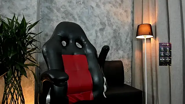 boyc022  online show from 11-28-25, 01:03