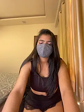 Snapshot of Emmy_kapoor chatting on 01-06-25, 08:39 Emmy kapoor online show from 01-06-25, 08:39