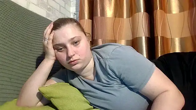 Snapshot of kila_lo chatting on 03-12-26, 07:20 kila lo online show from 03-12-26, 07:20