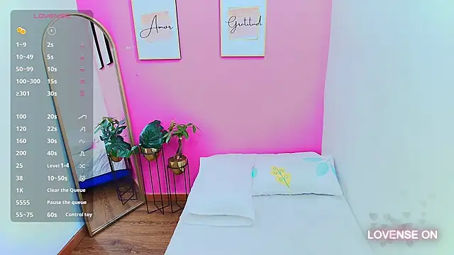 hornybarelylegalgirl online show from 01-28-25, 12:32
