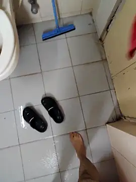 KeepCummingForYou73 online show from 11-05-25, 07:08