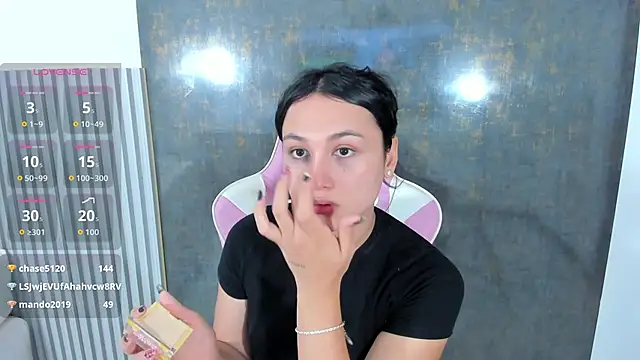 Snapshot of lana_boomer chatting on 11-30-25, 08:13 lana boomer online show from 11-30-25, 08:13