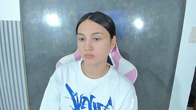 Snapshot of lana_boomer chatting on 03-08-26, 08:12 lana boomer online show from 03-08-26, 08:12