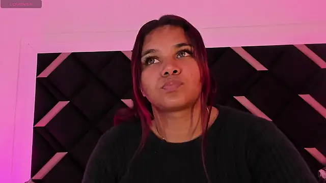 Carolina Evanss online show from 03-04-25, 03:33