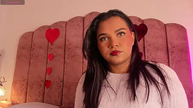 Snapshot of Carolina_Evanss chatting on 02-16-26, 03:46 Carolina Evanss online show from 02-16-26, 03:46