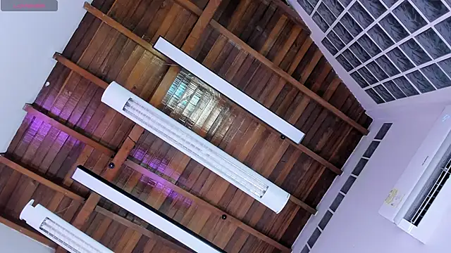 Snapshot of Carolina_Evanss chatting on 02-22-26, 03:51 Carolina Evanss online show from 02-22-26, 03:51