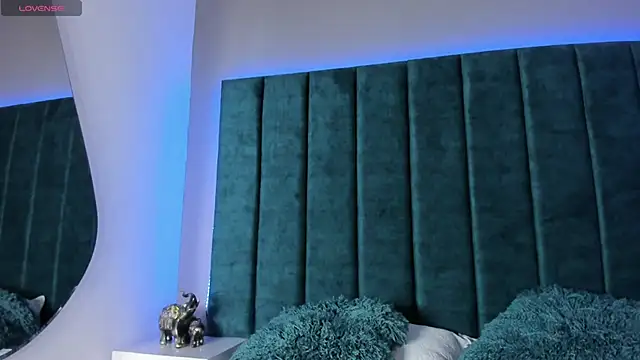 Snapshot of Carolina_Evanss chatting on 03-03-26, 03:56 Carolina Evanss online show from 03-03-26, 03:56