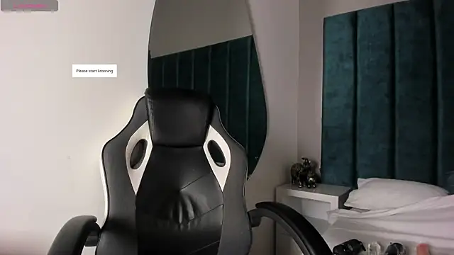 Snapshot of Carolina_Evanss chatting on 03-04-26, 03:56 Carolina Evanss online show from 03-04-26, 03:56