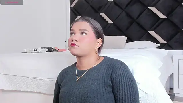 Carolina Evanss online show from 04-25-26, 04:15