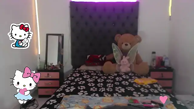 lucianadolll online show from 09-21-25, 06:04