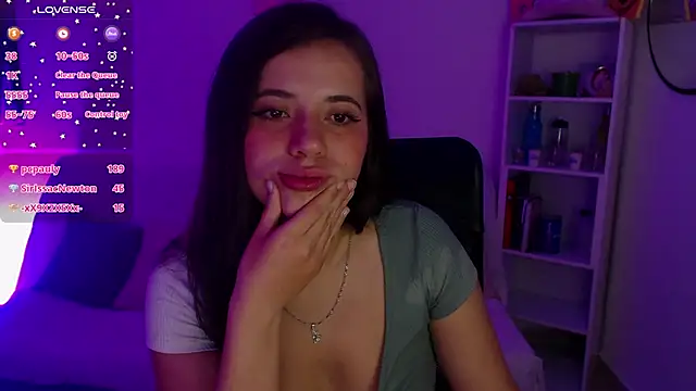 Snapshot of Soy_abby chatting on 02-08-25, 11:24 Soy abby online show from 02-08-25, 11:24