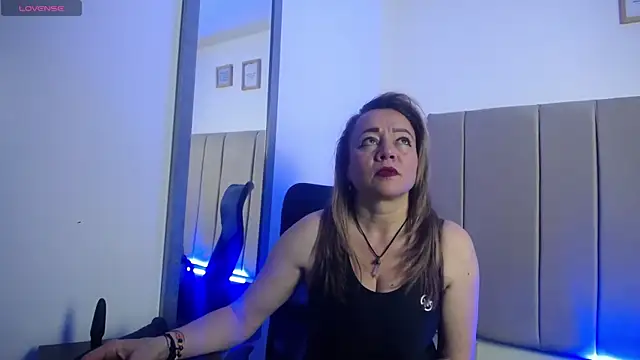 Lupiita223 online show from 03-15-25, 12:56