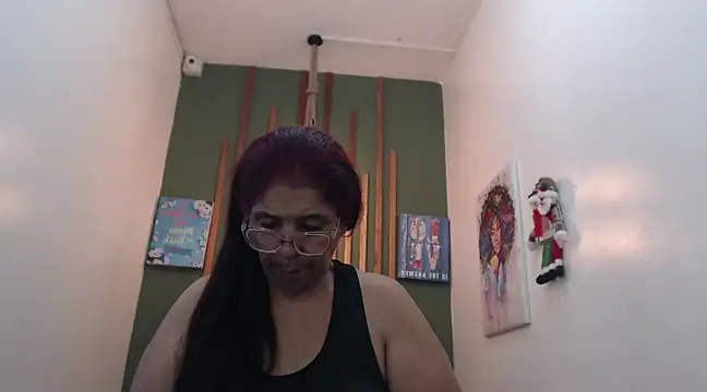 Snapshot of renata_milf_ chatting on 12-28-24, 03:04 renata milf online show from 12-28-24, 03:04