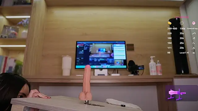 Snapshot of lana_kane_ chatting on 02-17-26, 11:29 lana kane online show from 02-17-26, 11:29