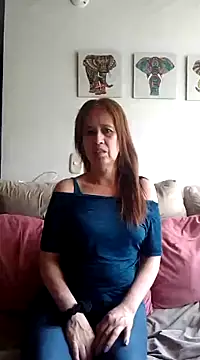 Snapshot of MARYQUANT chatting on 03-13-25, 03:06 MARYQUANT online show from 03-13-25, 03:06