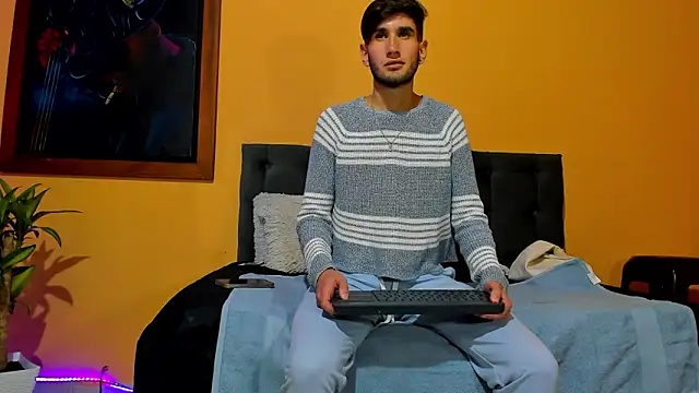 Thhiago tay online show from 12-15-24, 08:58