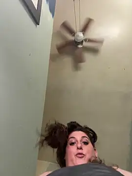 Snapshot of delinadelray chatting on 12-21-24, 10:40 delinadelray online show from 12-21-24, 10:40