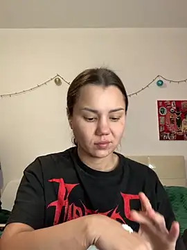 MiraMiss online show from 12-20-25, 06:53