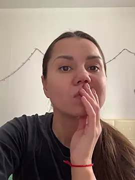 MiraMiss online show from 02-12-26, 07:14