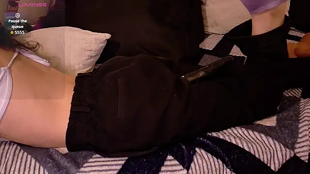 Queenjenn   online show from 02-21-26, 06:58