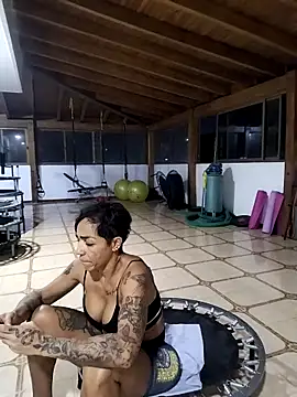 Alison fitness online show from 10-22-25, 11:37