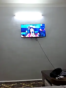 Snapshot of big_yoyo chatting on 12-17-25, 08:20 big yoyo online show from 12-17-25, 08:20