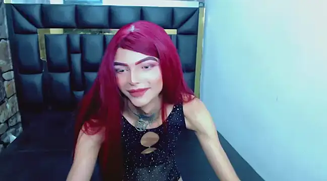 Snapshot of Luna_and_valery chatting on 01-10-25, 11:29 Luna and valery online show from 01-10-25, 11:29