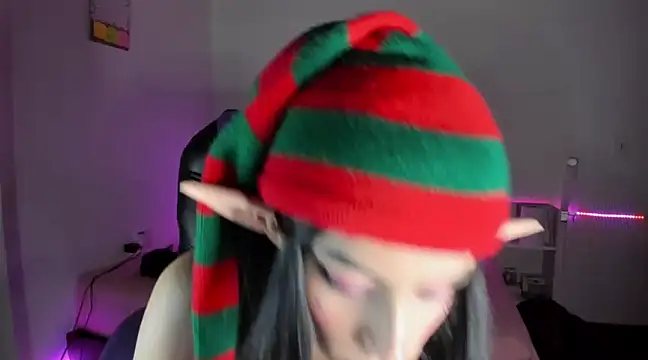 Snapshot of aiko_mori chatting on 12-17-24, 02:33 aiko mori online show from 12-17-24, 02:33