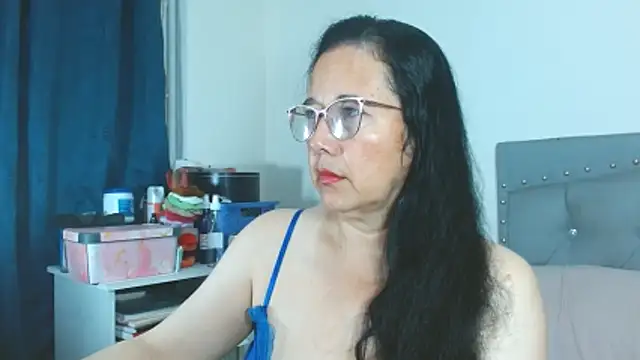 Snapshot of maturepriscila chatting on 02-04-26, 01:28 maturepriscila online show from 02-04-26, 01:28