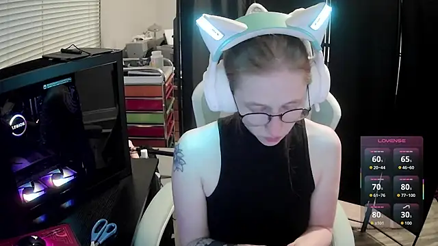 LilyFoxxx online show from 06-07-26, 05:11