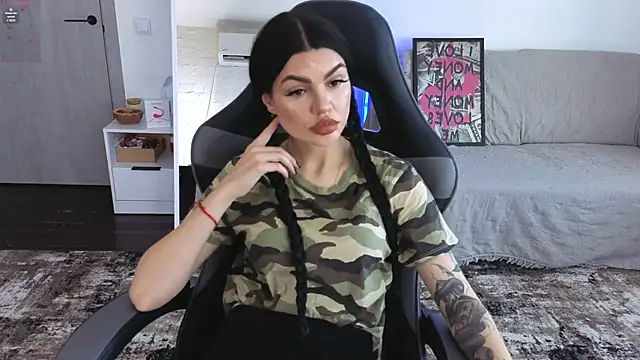 Tiffany lab online show from 02-21-26, 10:16