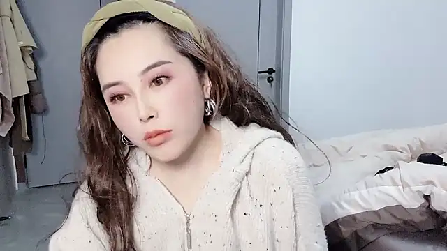 qiaomm online show from 12-10-24, 10:17