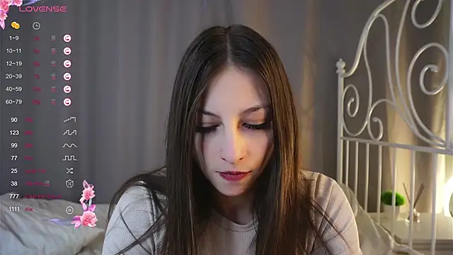 Snapshot of TayteHeston chatting on 02-16-25, 11:16 TayteHeston online show from 02-16-25, 11:16