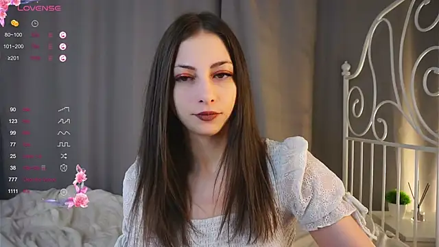 Snapshot of TayteHeston chatting on 02-18-25, 04:04 TayteHeston online show from 02-18-25, 04:04