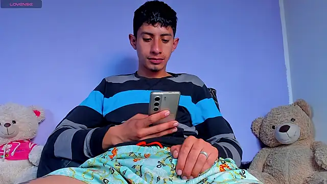 Snapshot of BIG_cockpether chatting on 11-17-25, 11:38 BIG cockpether online show from 11-17-25, 11:38