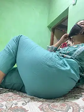 Black Glow online show from 03-10-25, 05:07