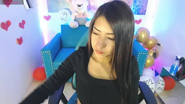 Sofi hot 4m online show from 02-25-25, 12:34