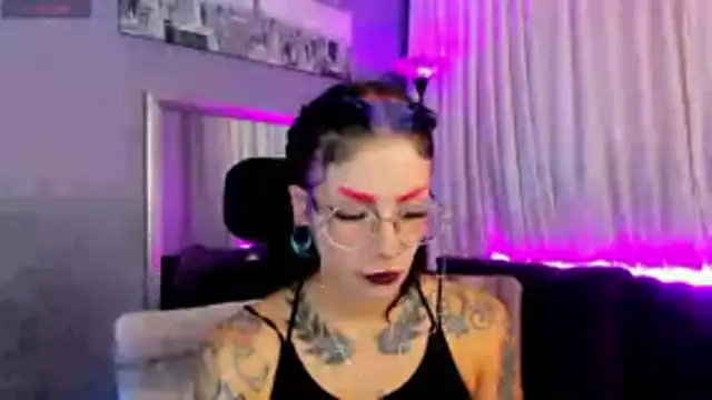 Snapshot of _mamush chatting on 11-20-25, 09:14 mamush online show from 11-20-25, 09:14