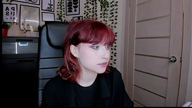 ElizaNik  online show from 07-08-26, 10:58