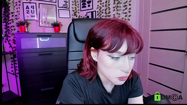 ElizaNik  online show from 07-31-26, 10:42