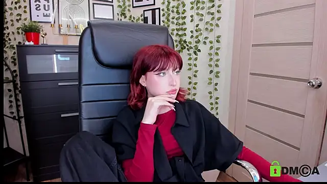 ElizaNik  online show from 08-05-26, 10:01