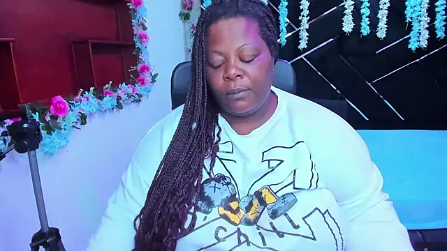 rocio bbw  online show from 11-22-25, 08:41