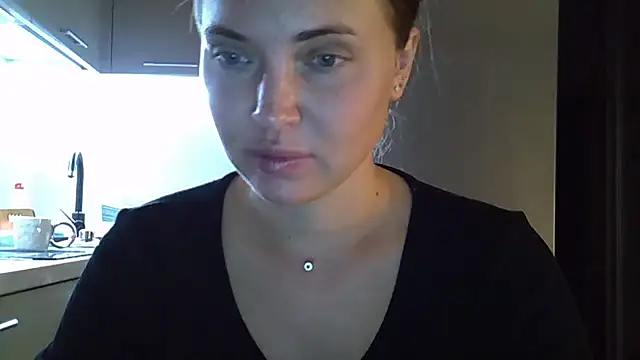 Snapshot of Lucky_Anna chatting on 09-12-25, 04:07 Lucky Anna online show from 09-12-25, 04:07