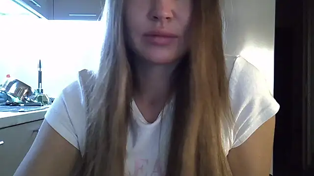 Snapshot of Lucky_Anna chatting on 10-17-25, 07:38 Lucky Anna online show from 10-17-25, 07:38