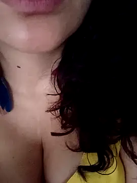 Snapshot of Lunavega1 chatting on 11-07-25, 09:37 Lunavega1 online show from 11-07-25, 09:37