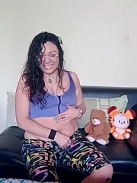 Snapshot of Lunavega1 chatting on 02-23-26, 05:43 Lunavega1 online show from 02-23-26, 05:43