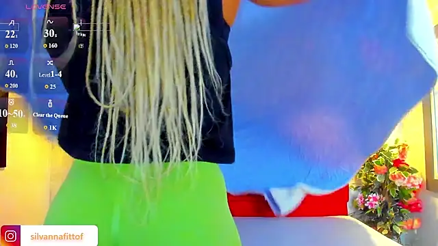 Snapshot of SilvannaFit chatting on 02-17-26, 11:50 SilvannaFit online show from 02-17-26, 11:50