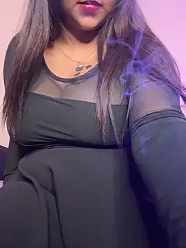 Snapshot of wildestcouplee chatting on 01-06-25, 07:45 wildestcouplee online show from 01-06-25, 07:45